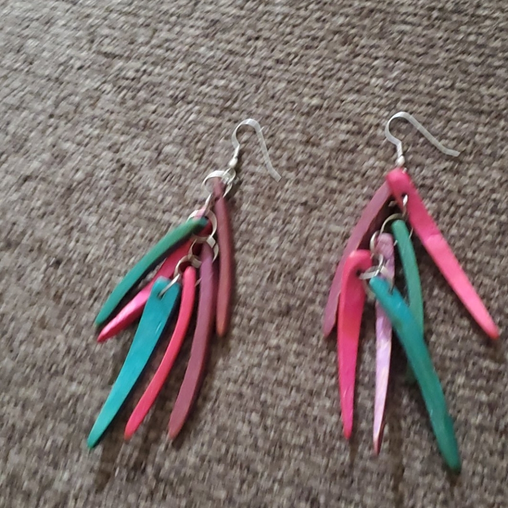 3 for $20 🤑Vintage Multi-Colored  earrings
